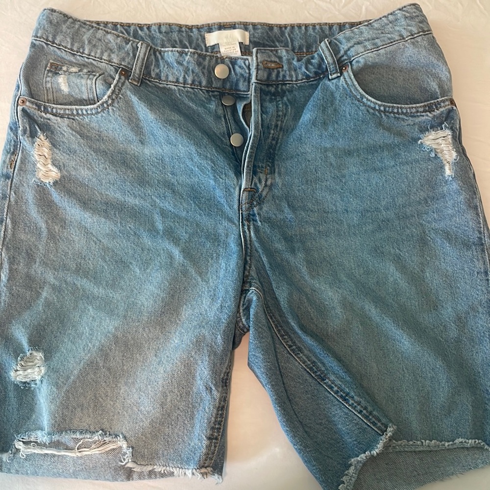 Never worn H&M+ Denim Bermuda Shorts